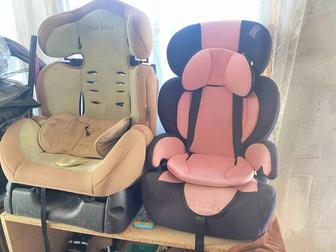 Продам два детских авто кресла
