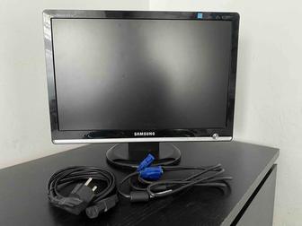 Монитор Samsung SyncMaster 931 CW plus.