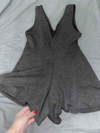 Продам комбинезон женский