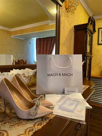 Туфли лодочки на каблуке