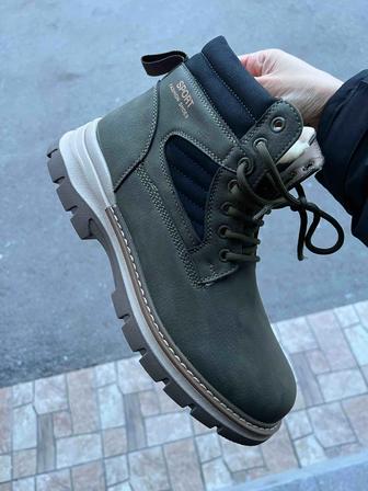 Мужские ботинки из натурального меха