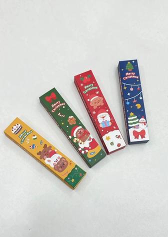 Новогодние подарки 2 ручки и две запаски,наклейки