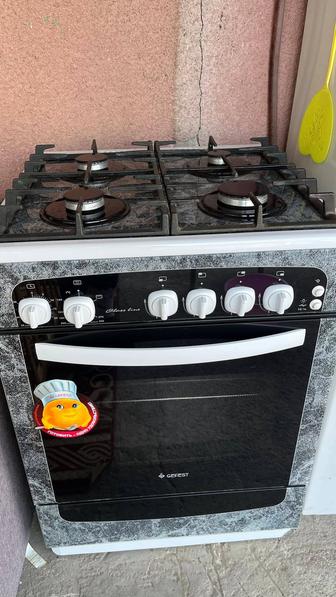 Продам газовую плиту