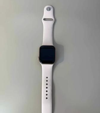 Продам Apple Watch se 40 mm