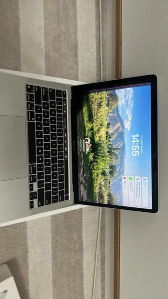 MacBook Pro 13-inch