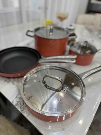 Продам набор кастрюль!