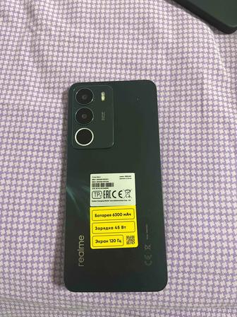 Продаю телефон