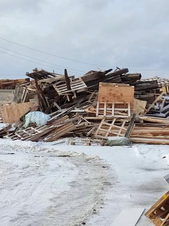 Отдам даром куски шпал и мелких дров на растопку