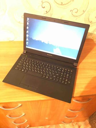 Продам ноутбук Lenovo в хорошем сост все отлично работает срочно