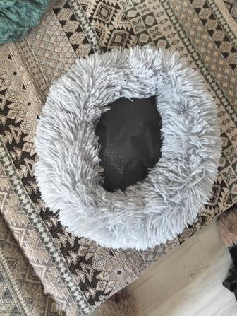 Лежанка для кошек