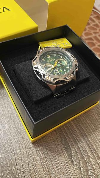 Продам часы Invicta Venom