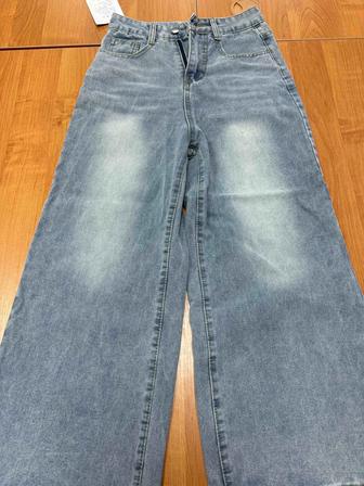 Продам новые широкие джинсы