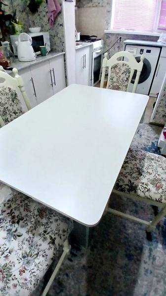 Кухонный обеденный стол. Новый. Качественный.