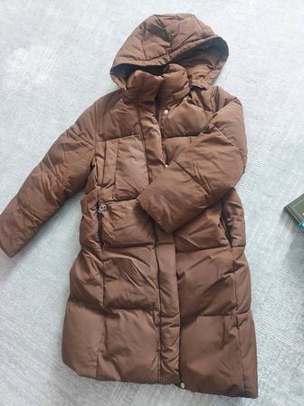 Пуховик девочковый на 10-12 лет