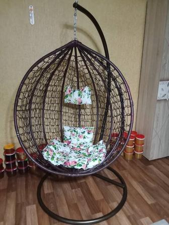 Продам качели кокон