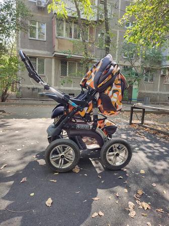 Детская коляска