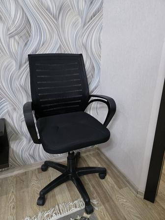 Продам офисное кресло