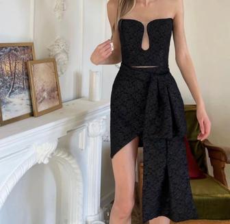 Элегантное вечернее топ и юбка от бренда Blacky, размер M