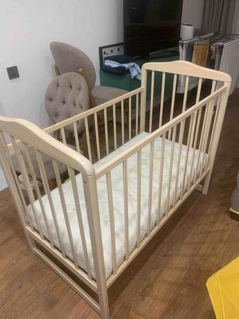 Кровать детская, манеж