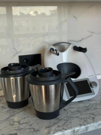 Thermomix 6 в идеальном состоянии с 2 мя