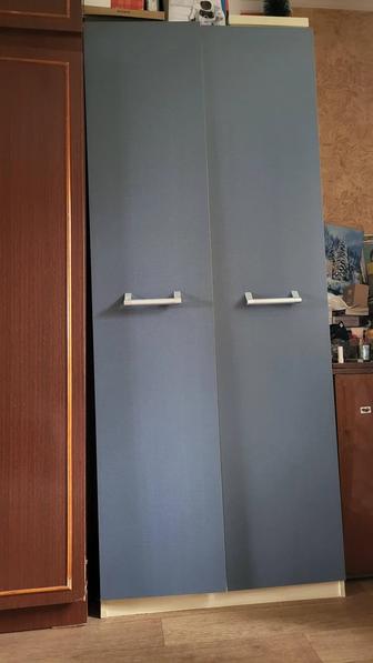 Шкаф плательный