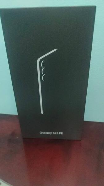Продам телефон Samsung galaxy S25 FE 5G 128GB