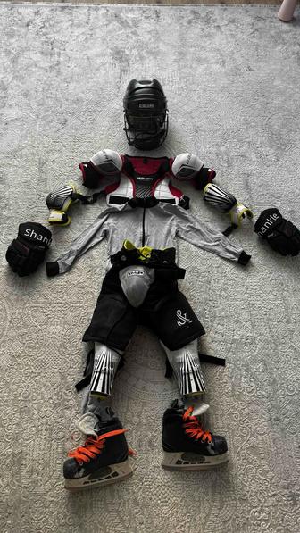 Продам форму для хоккея