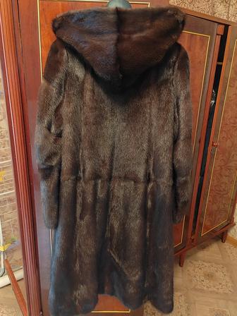 Продам шубку норковую