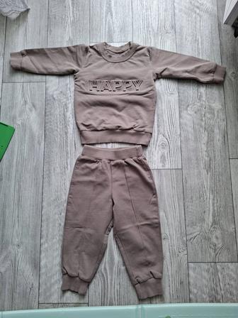 Продам детский костюм