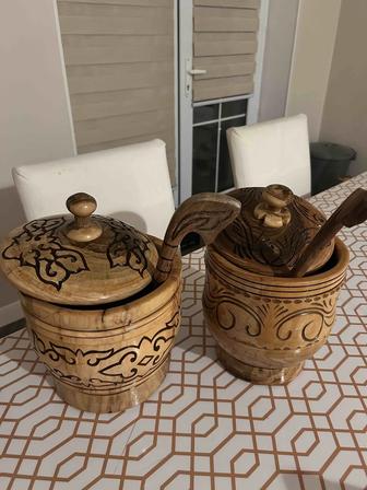 Продаю ручной работы деревянный кувшин