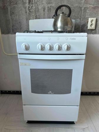 Продам газовую плиту