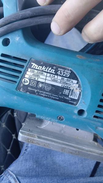 Лобзик Makita