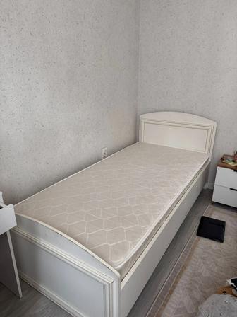 Продаю кровать