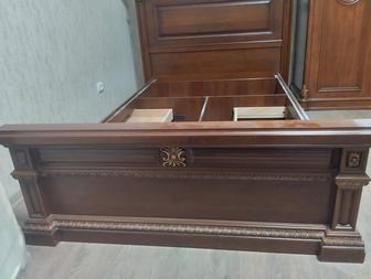 Двух спальная кровать