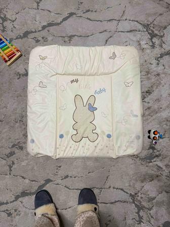 Продам матрас для пеленального столика
