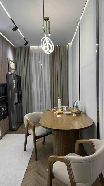 Стол со стульями