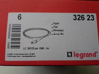 Legrand pigteil 50/125 мкм коннектор LC OM3 фиолетовый