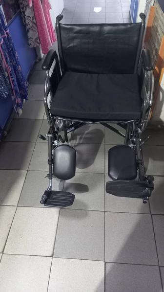 Инвалидная коляска продается.