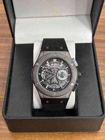 Часы Hublot