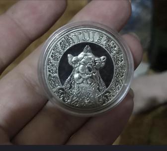 коллекционная монета