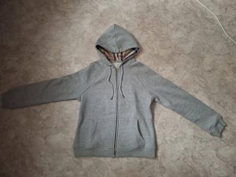 продам кофту burberry