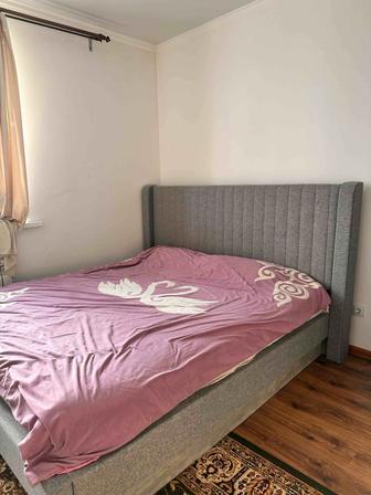 Кровать двухспальный бержер срочно