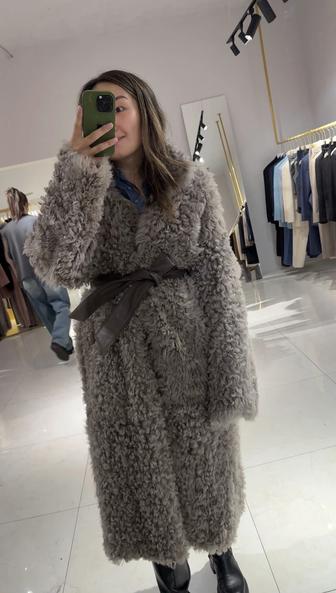 Продам двустороннюю шубу тиградо