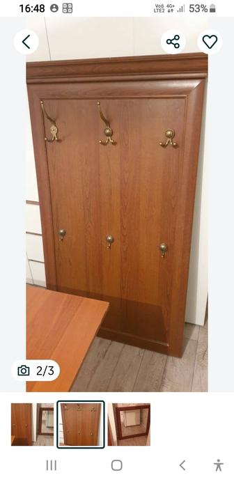 Продам прихожку с зеркалом.