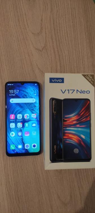 Смартфон VIVO V17 Neo