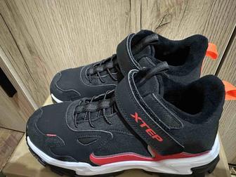 кроссовки ХТЕР р-р 35