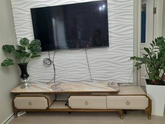 Продам тумбу по телевизор