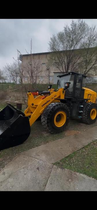 Фронтальная погрузчик