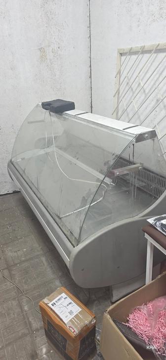 Продам холодильник