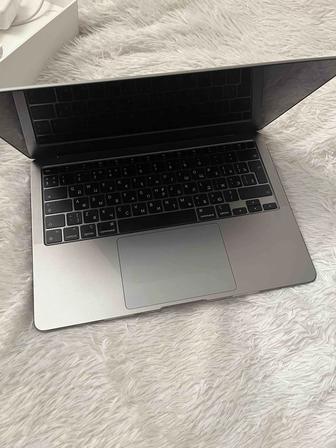 MacBook 13 Air